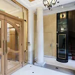 Nice Studio In The Center Of Paris Capucines